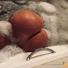 Упругая и коренастая курсантка
